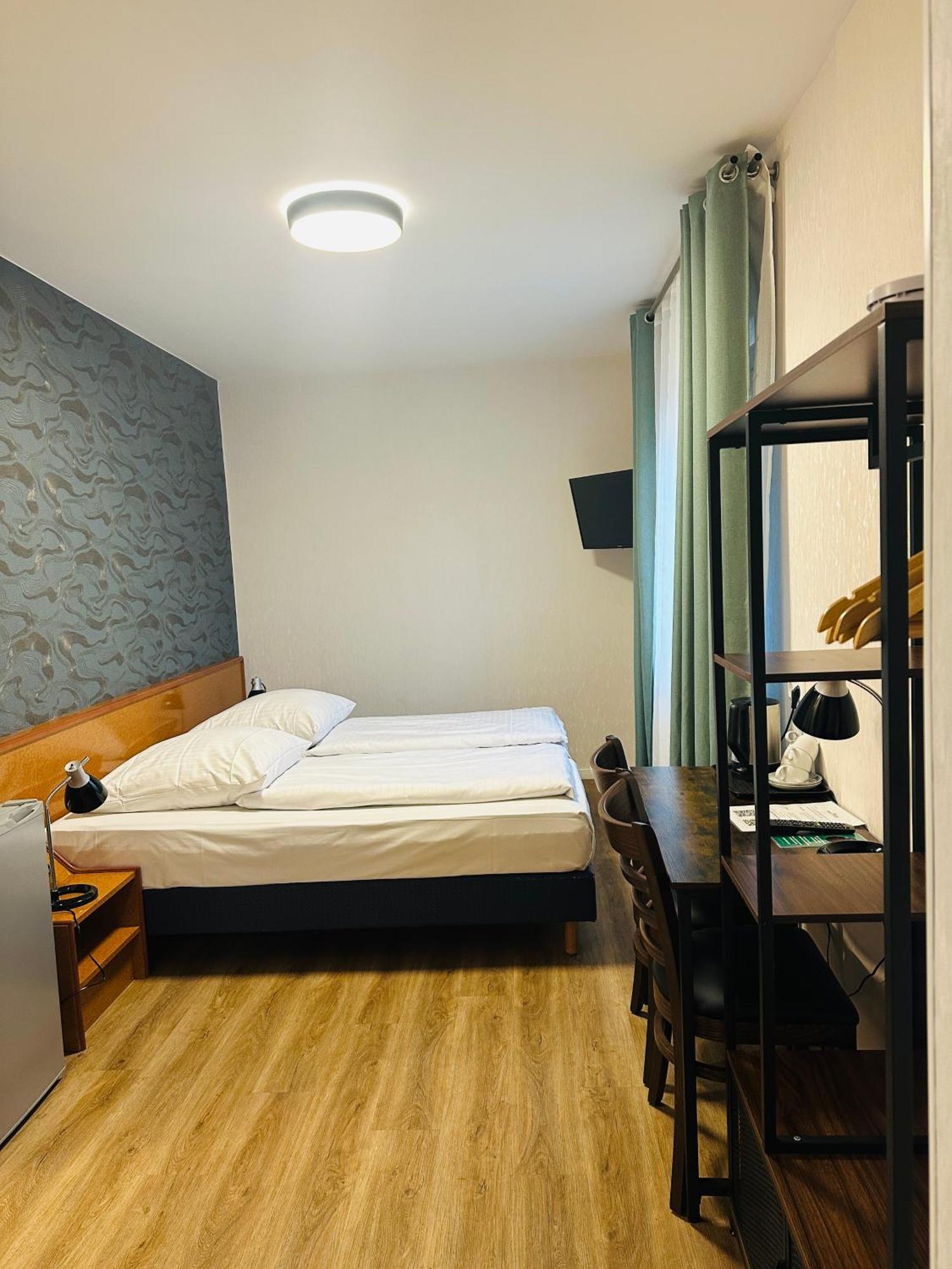 Hotel Pirol Berlijn Buitenkant foto